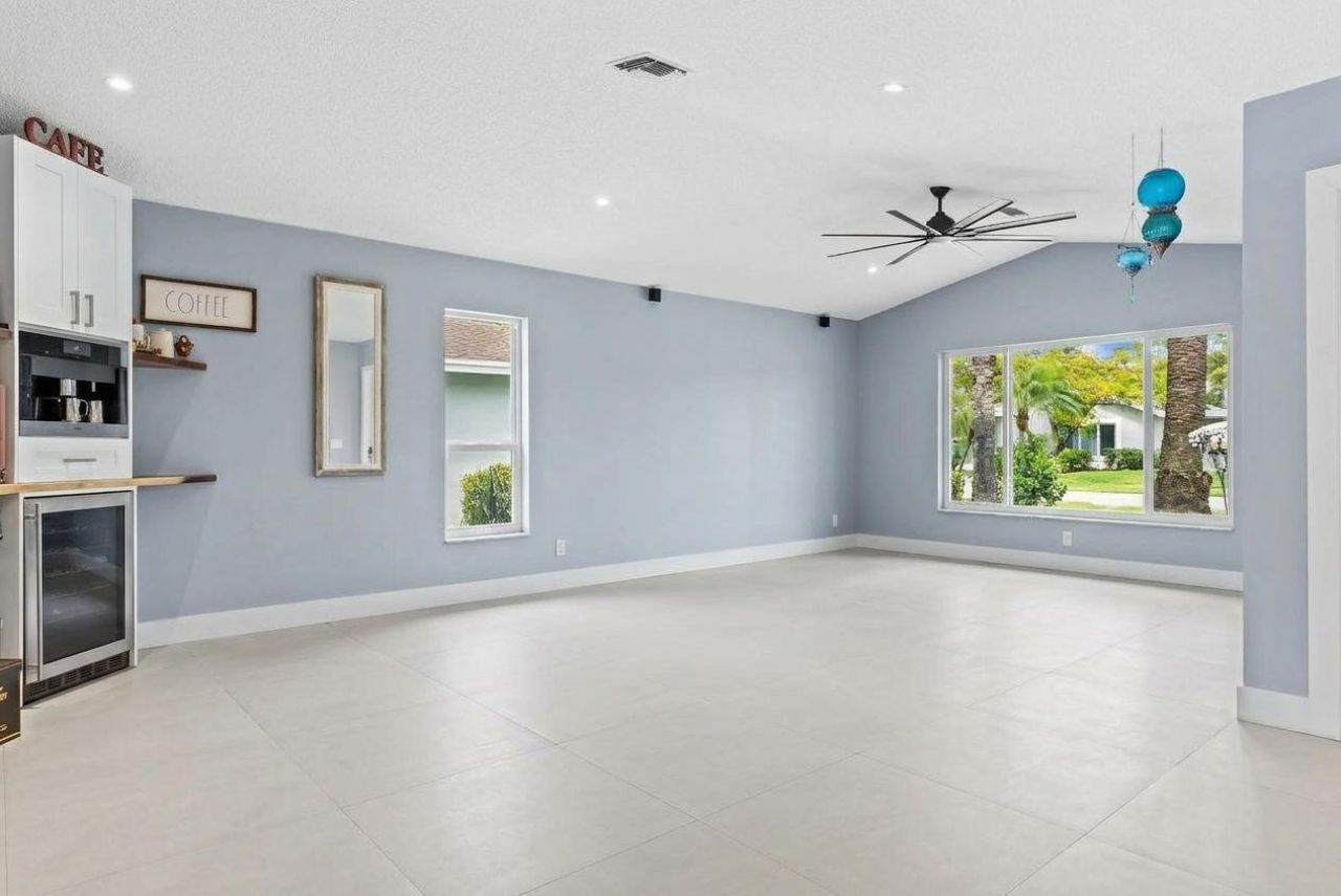 10110 SW 16th Place, Davie, FL 33324 Photo