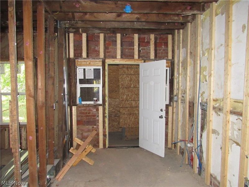 1231 E 124th Street, Cleveland, OH 44108 Photo 11