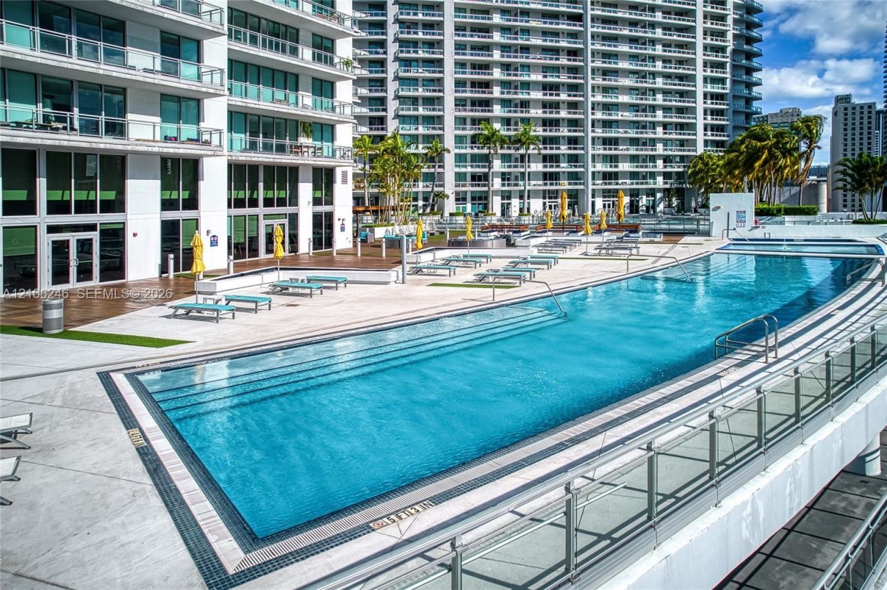 92 SW 3rd St , Unit 1511, Miami, FL 33130 Photo