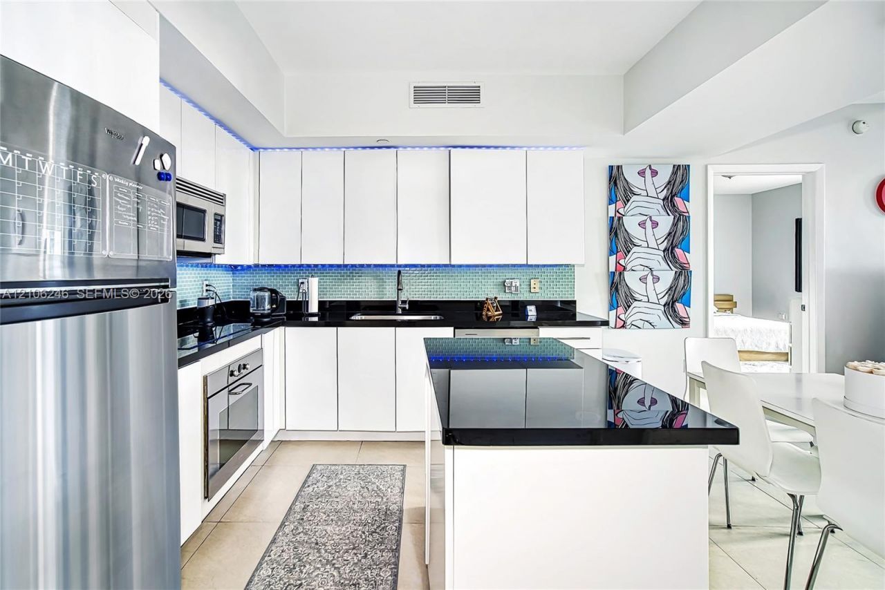 92 SW 3rd St , Unit 1511, Miami, FL 33130 Photo