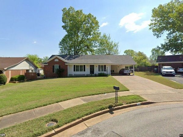 5006 BOEINGSHIRE CV, Memphis, TN 38116
