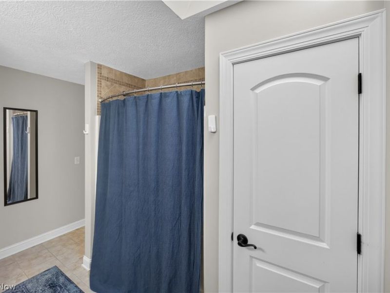 390 Club Drive W, Aurora, OH 44202 Photo 31