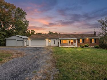 615 VINEGAR HILL RD, CHURCHVILLE, VA 24421