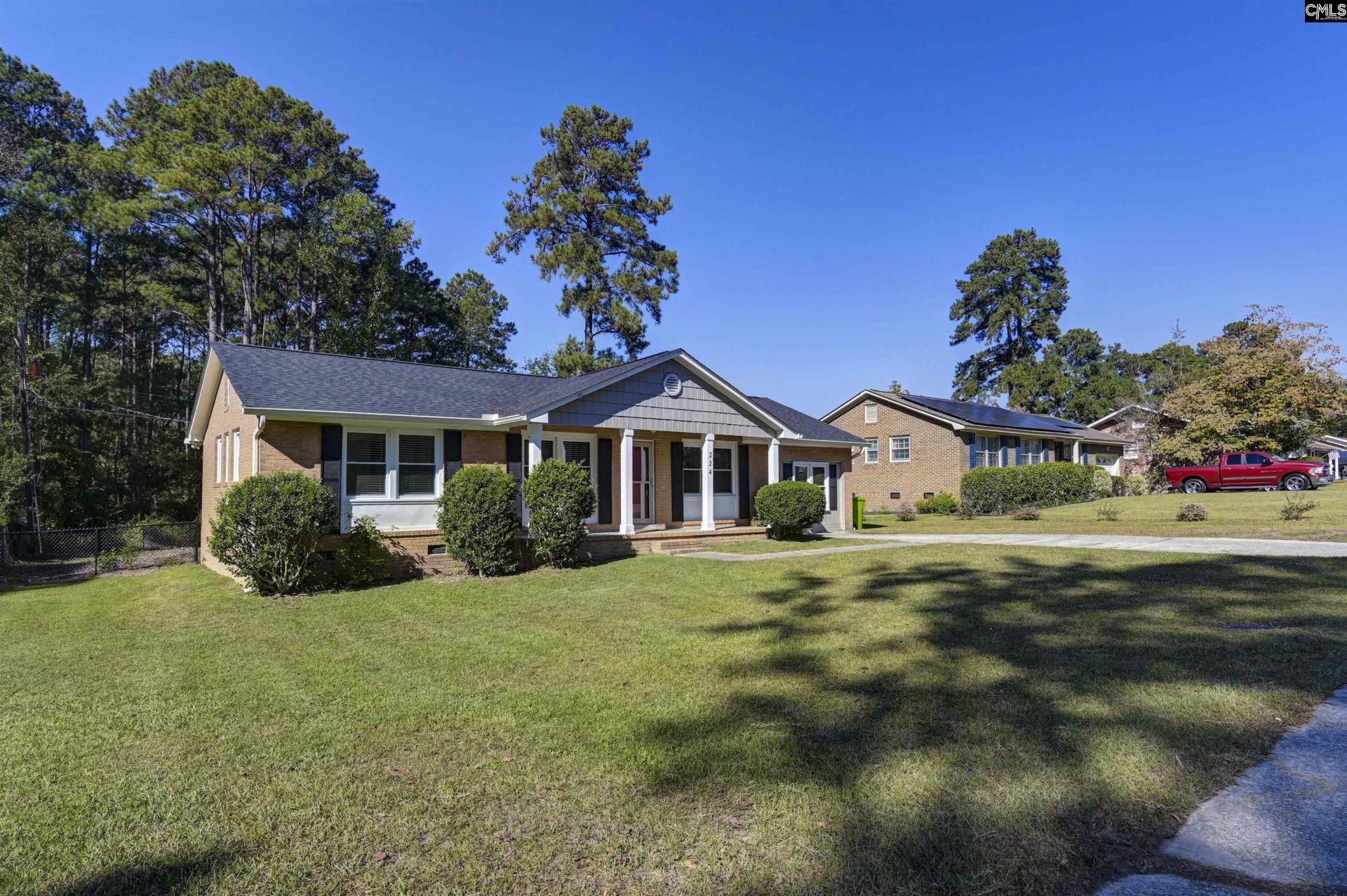 224 Hickory Ridge Drive  Photo 4