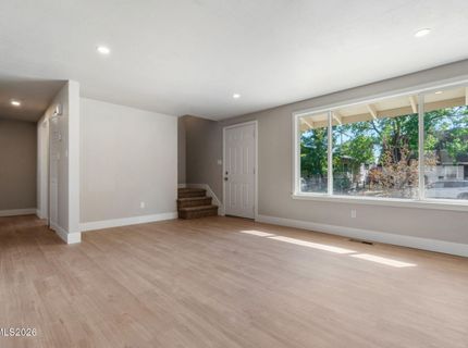 494 Oleander Way, Sparks, NV 89431 Photo