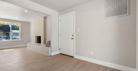 494 Oleander Way, Sparks, NV 89431 Photo