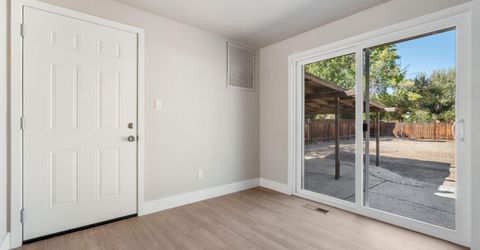 494 Oleander Way, Sparks, NV 89431 Photo