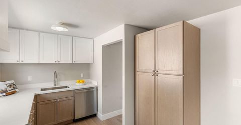 494 Oleander Way, Sparks, NV 89431 Photo