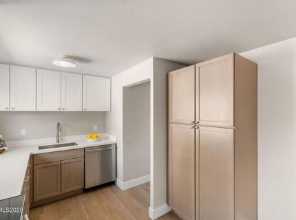 494 Oleander Way, Sparks, NV 89431 Photo