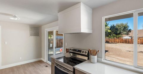 494 Oleander Way, Sparks, NV 89431 Photo