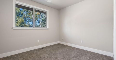494 Oleander Way, Sparks, NV 89431 Photo