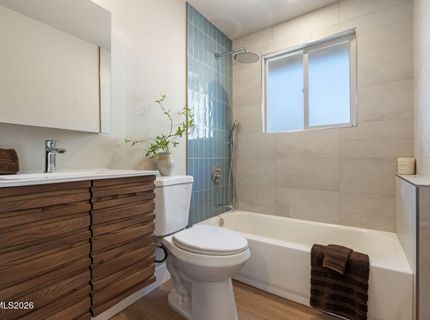 494 Oleander Way, Sparks, NV 89431 Photo