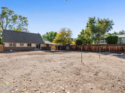 494 Oleander Way, Sparks, NV 89431 Photo