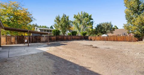 494 Oleander Way, Sparks, NV 89431 Photo