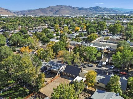 494 Oleander Way, Sparks, NV 89431 Photo