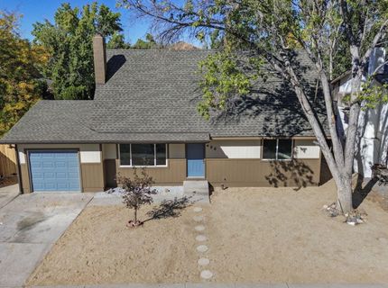 494 Oleander Way, Sparks, NV 89431 Photo