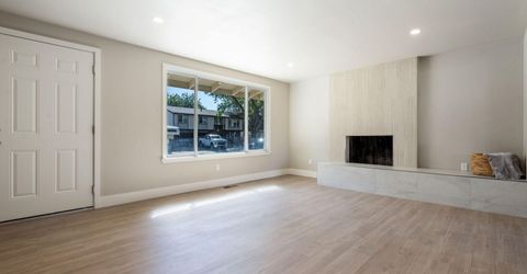 494 Oleander Way, Sparks, NV 89431 Photo