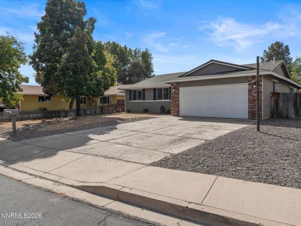3037 Chollar Circle, Sparks, NV 89434