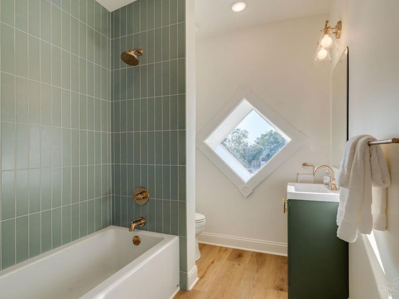 521 Milton Street, Cincinnati, OH 45202 Photo 36