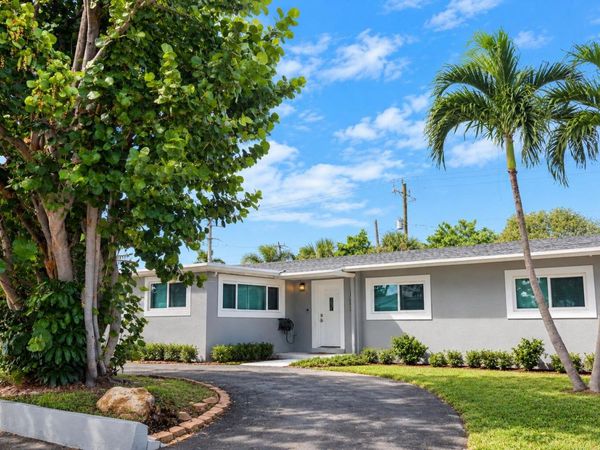 1343 W Ocean Avenue, Lantana, FL 33462