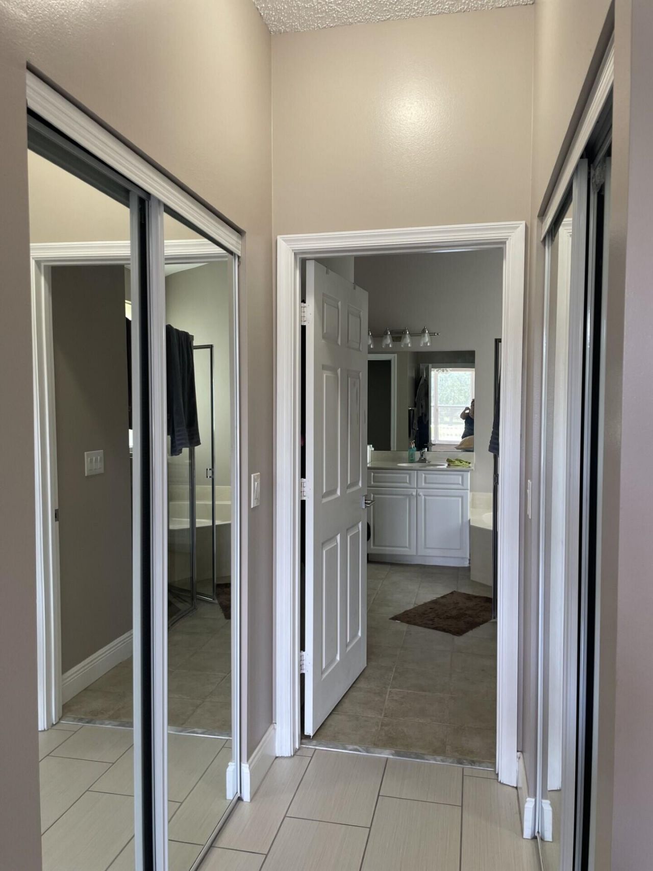 9514 Lago Drive, Boynton Beach, FL 33472 Photo