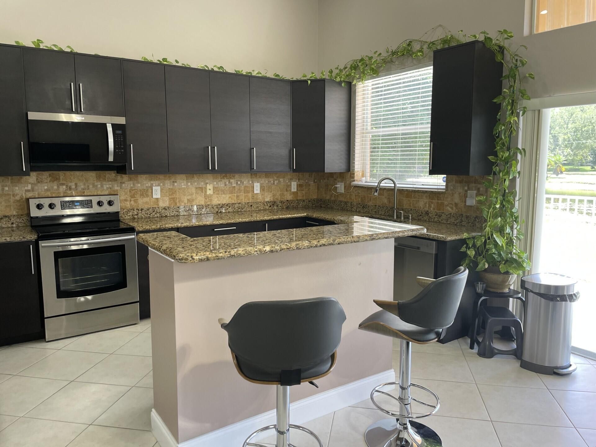 9514 Lago Drive, Boynton Beach, FL 33472 Photo