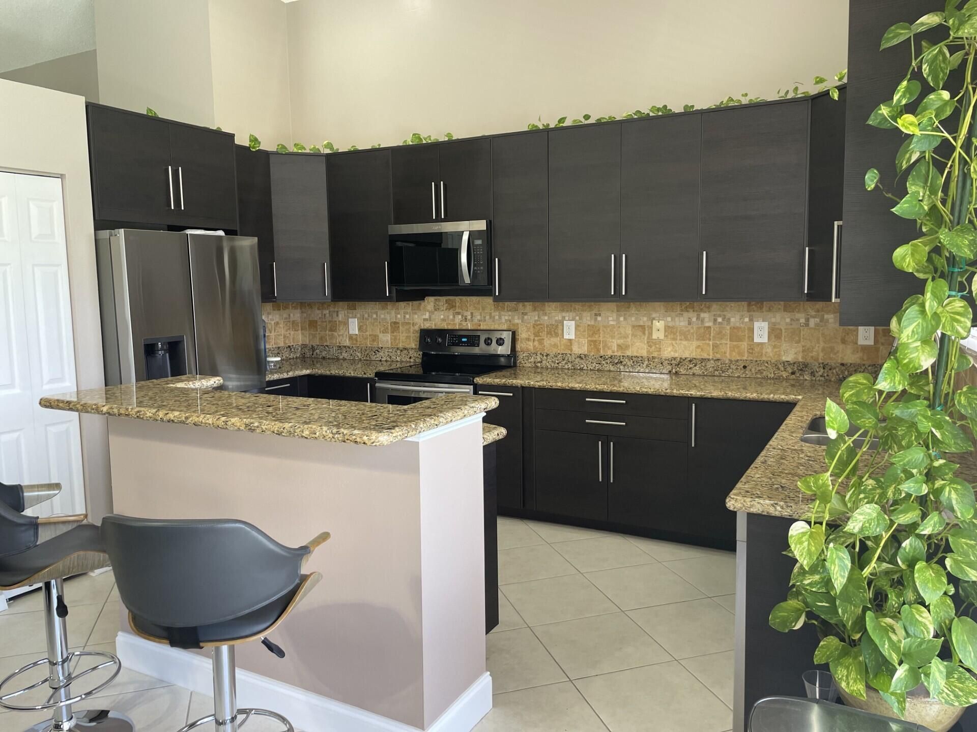 9514 Lago Drive, Boynton Beach, FL 33472 Photo