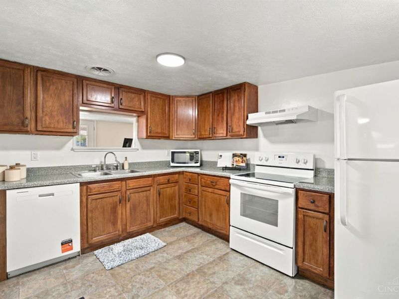 3015 Ladina Drive, Stonelick Township, OH 45103 Photo 13