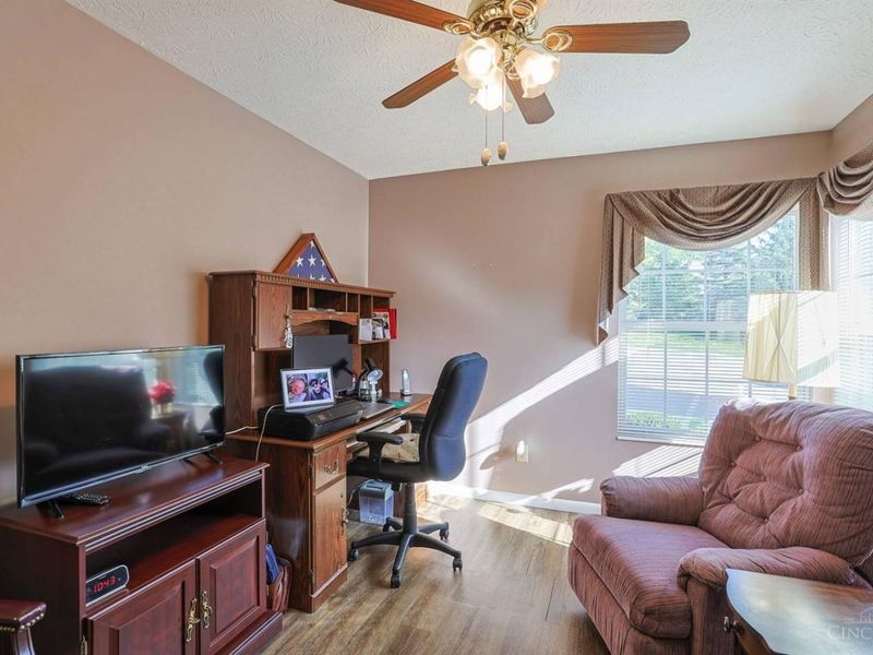 3826 Enterprise Circle, Colerain Township, OH 45252 Photo 12