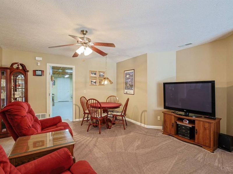 3826 Enterprise Circle, Colerain Township, OH 45252 Photo 21
