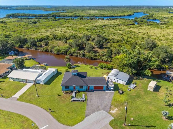 141 SUMMERSET DRIVE, PUNTA GORDA, FL 33982