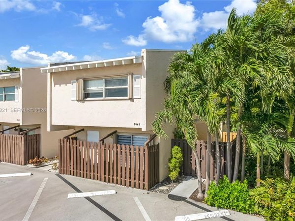 9043 Park Road Dr , Unit 9043, Miami Shores, FL 33138