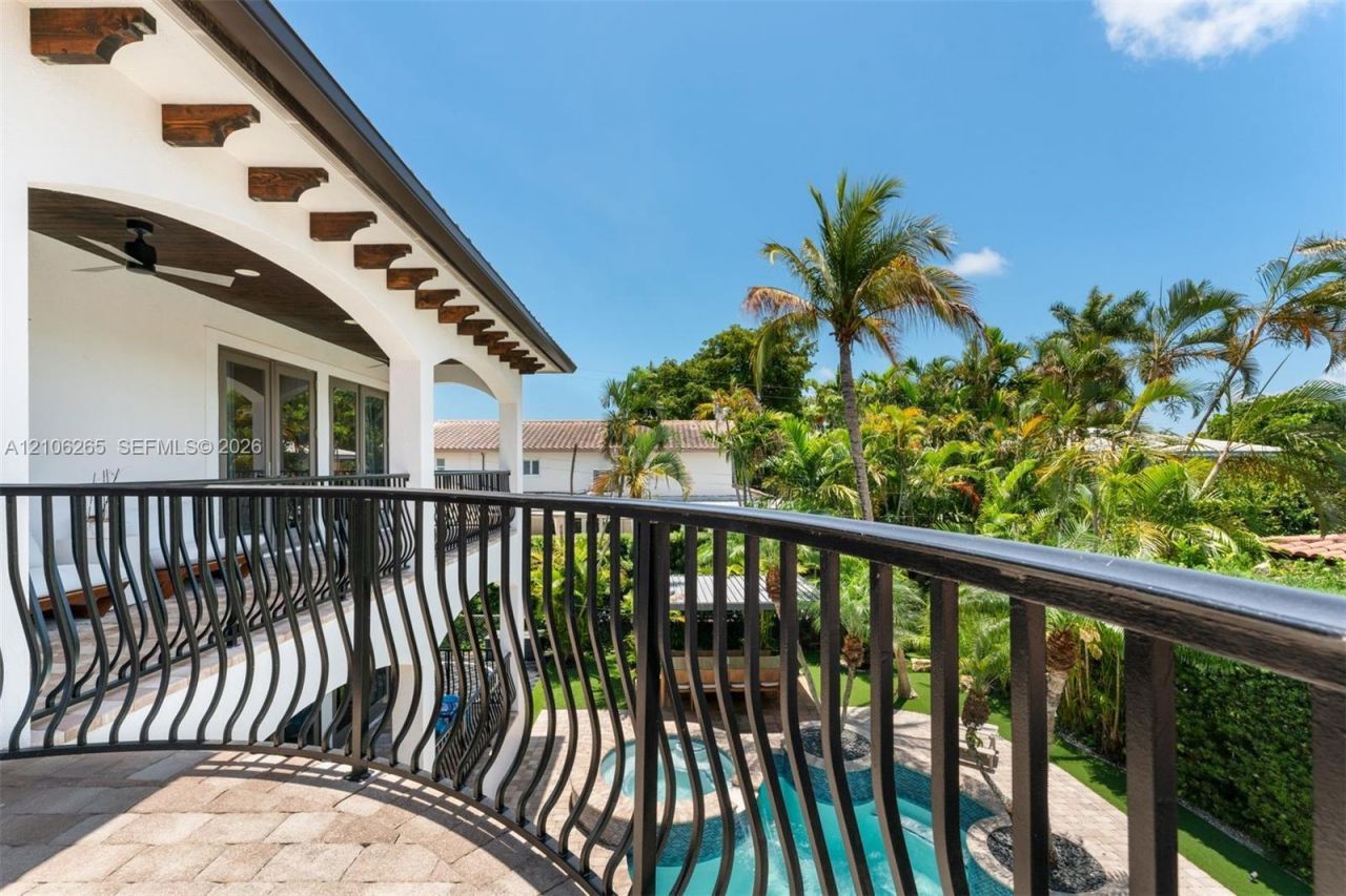 1210 95th St , Bay Harbor Islands, FL 33154 Photo