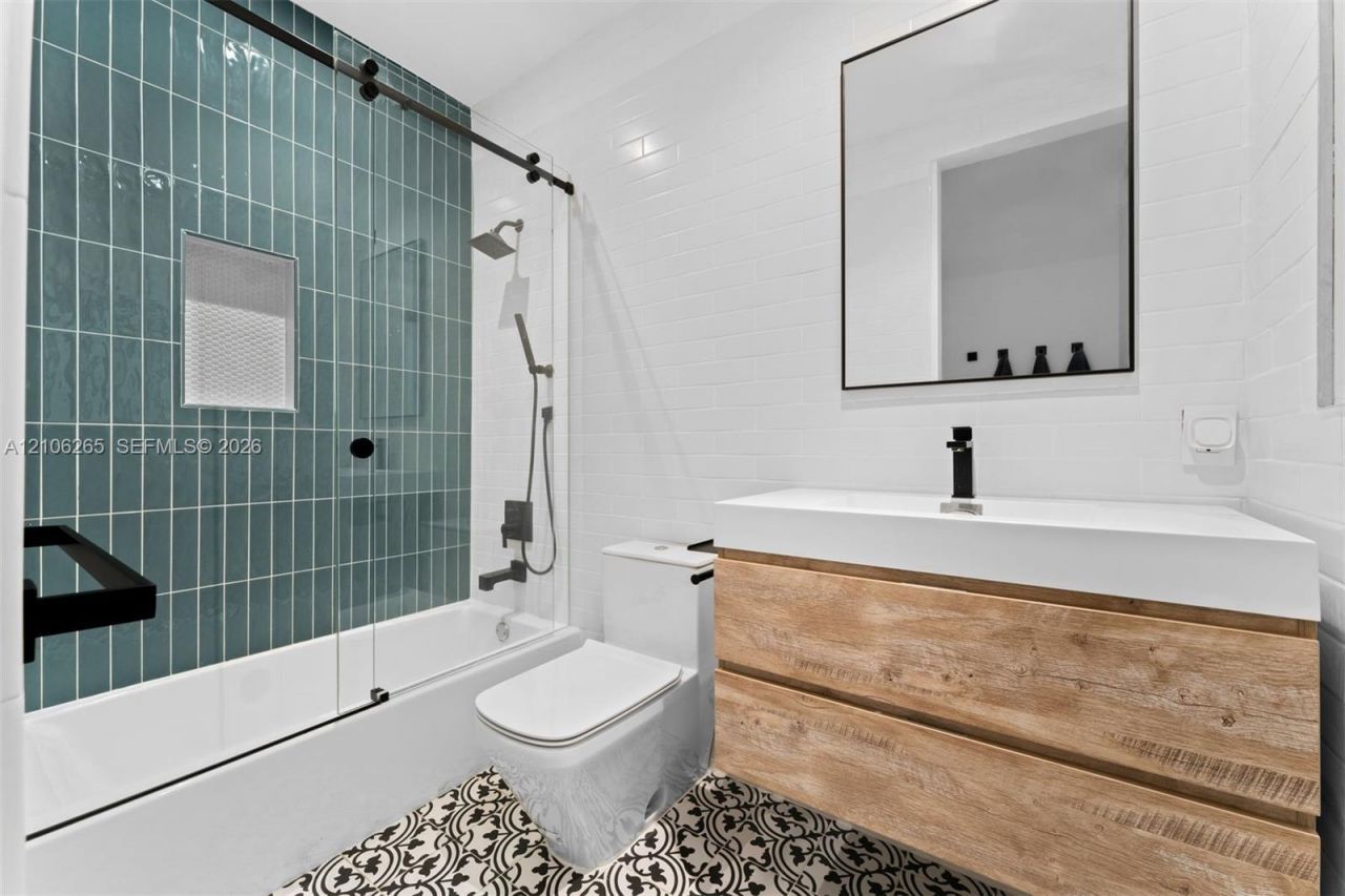1210 95th St , Bay Harbor Islands, FL 33154 Photo