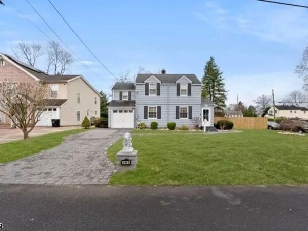 505 Mountainview Dr, North Plainfield, NJ 07063