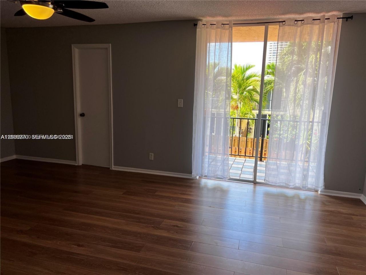 2410 NE 10th St , Unit 123, Hallandale Beach, FL 33009 Photo