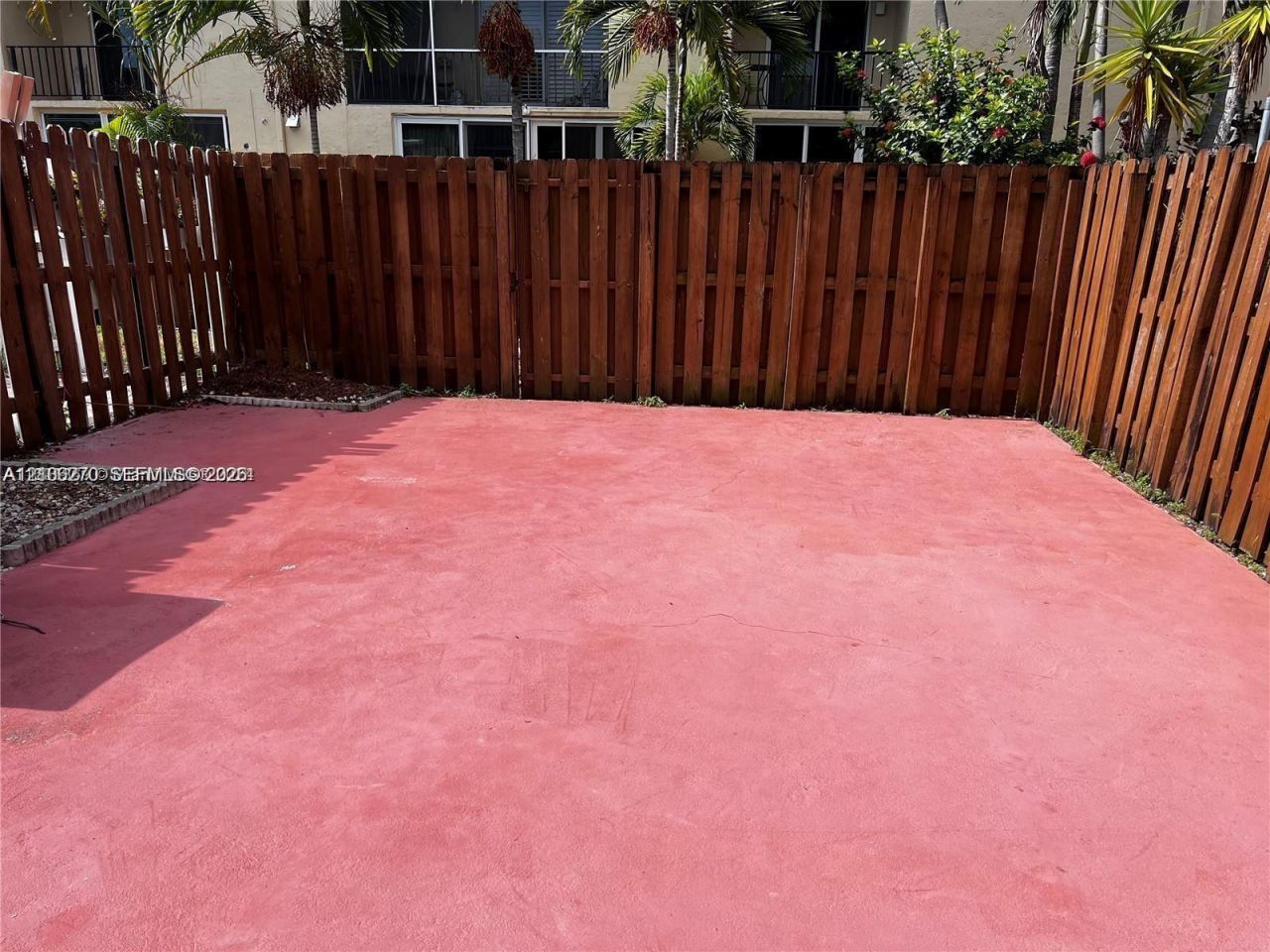 2410 NE 10th St , Unit 123, Hallandale Beach, FL 33009 Photo