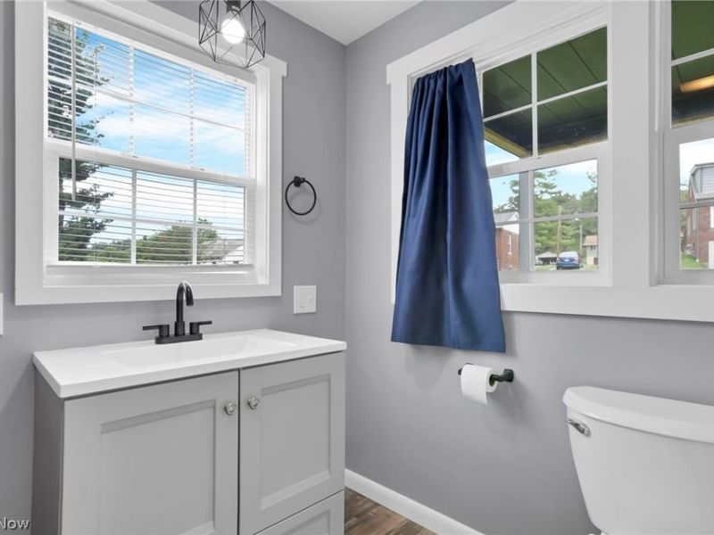5966 Fairdale Drive, Cambridge, OH 43725 Photo 13