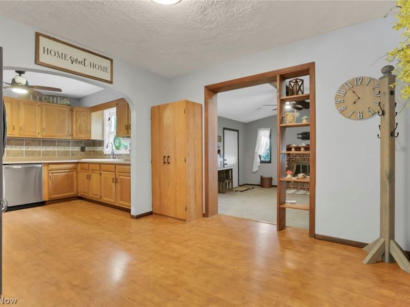 5966 Fairdale Drive, Cambridge, OH 43725 Photo 21