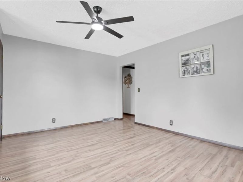 5966 Fairdale Drive, Cambridge, OH 43725 Photo 31