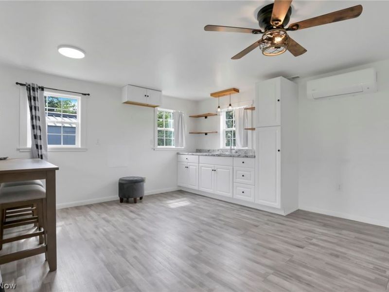 5966 Fairdale Drive, Cambridge, OH 43725 Photo 9