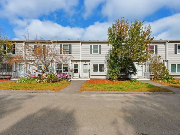 17 Bixby Road, Unit 4, Spencer, MA 01562