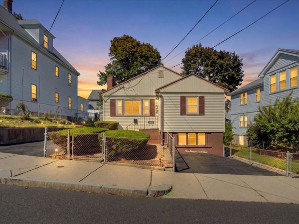 102 Westminster St, Boston, MA 02136
