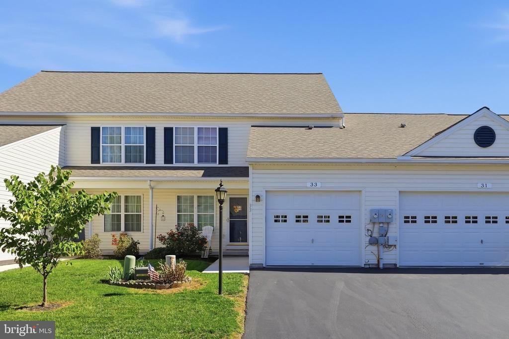 33 CEDARFIELD DRIVE, GETTYSBURG, PA 17325