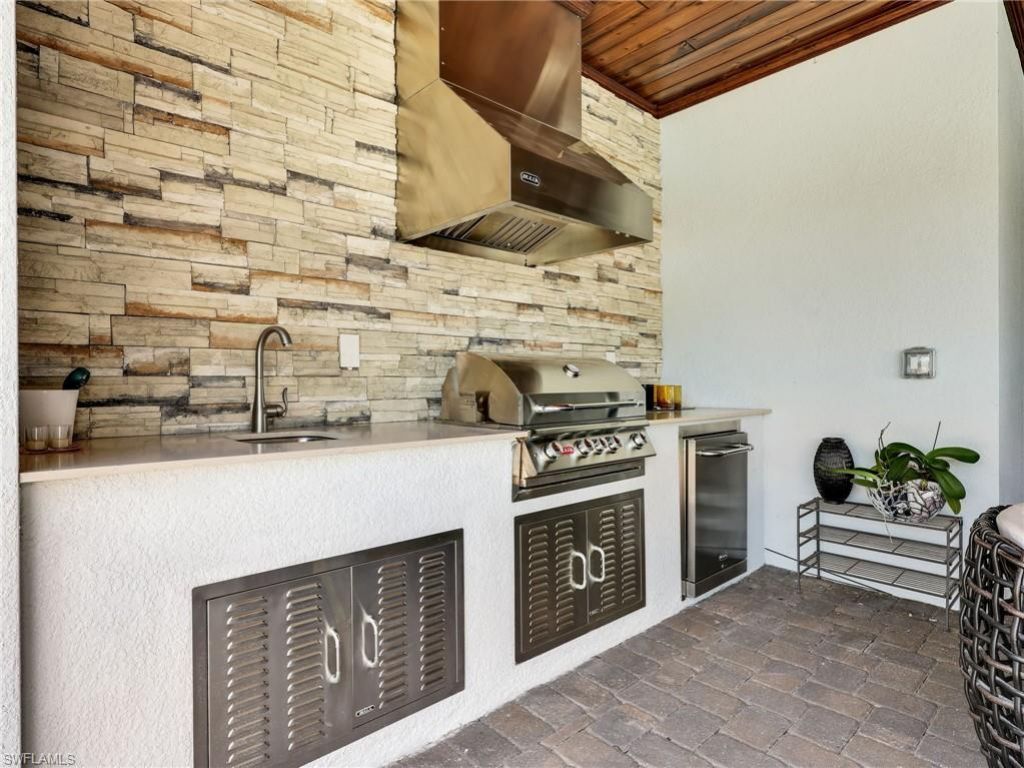 2227 Somerset Pl , Naples, FL 34120 Photo