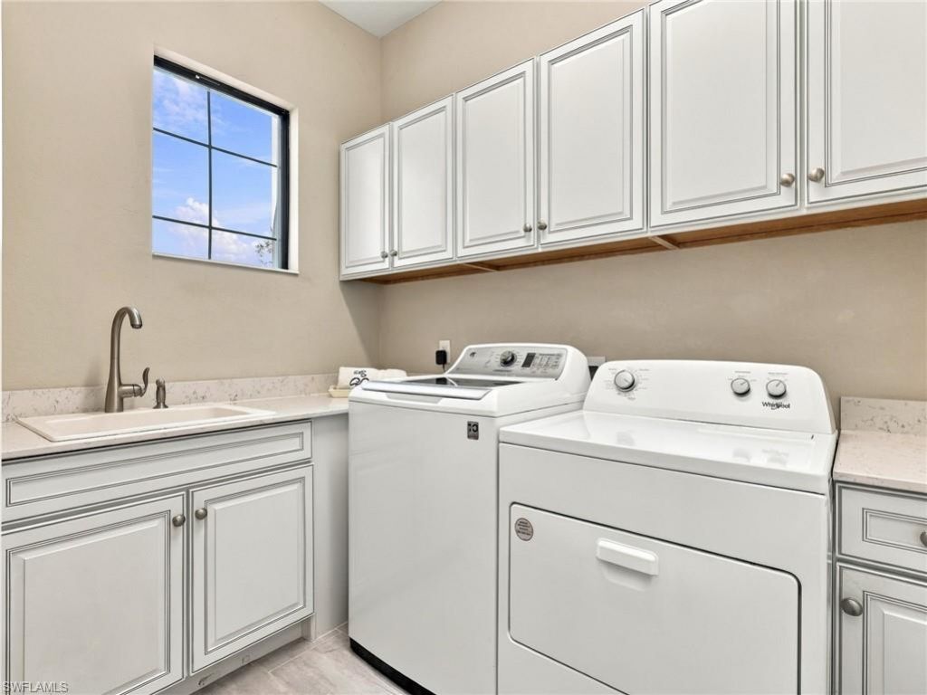 2227 Somerset Pl , Naples, FL 34120 Photo