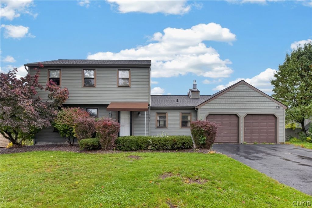7672 Dominion Parkway, Liverpool, NY 13090 Main Photo