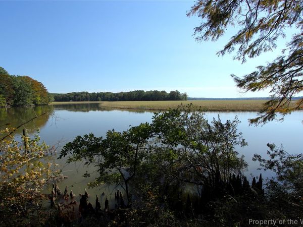 2051 Bush Neck Road , Williamsburg, VA 23188