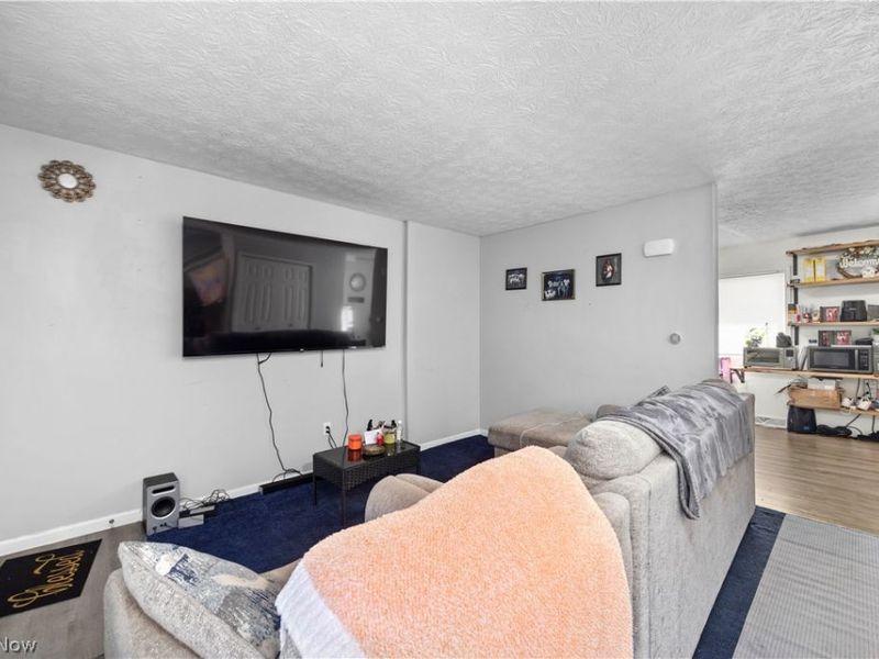 7207 Otis Court, Cleveland, OH 44104 Photo 12