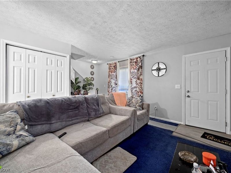 7207 Otis Court, Cleveland, OH 44104 Photo 14